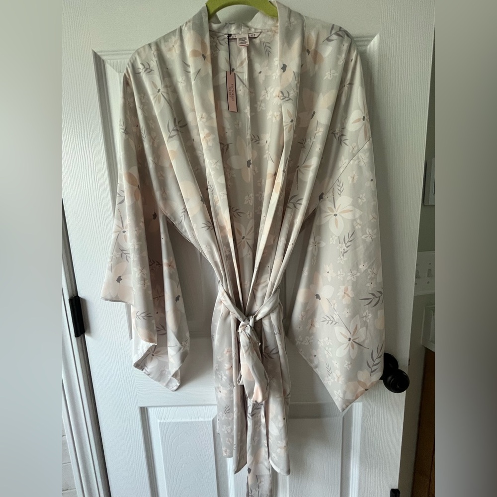 Victoria's Secret Pastel Floral Robe